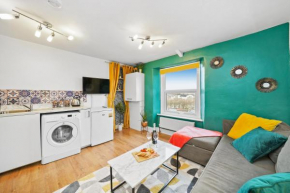 Cosy Apartment in Plymouth - Sleeps 4